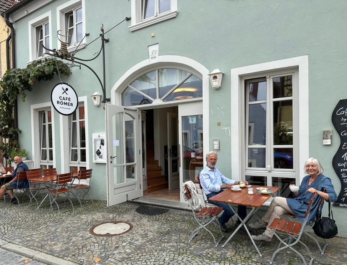 Vinopresso Gmbh - Cafe Roemer Prichsenstadt Εξωτερικό φωτογραφία